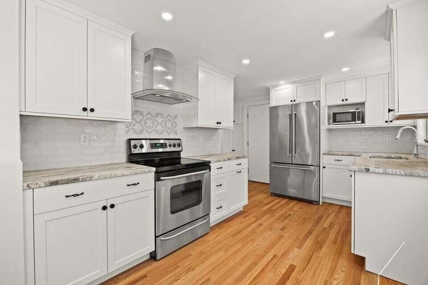 Located in East Dennis--one of the most desirable zip codes on - photo 6