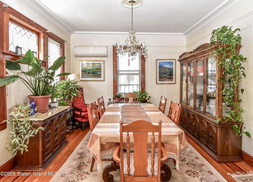 WELCOME TO 592 OAKLAND AVENUE . THIS BEAUTIFUL 3 BEDROOM - photo 4