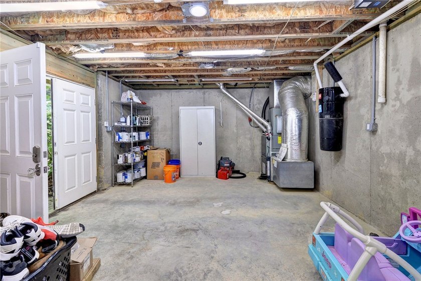 Unbelievable new price and opportunity! Step into this stunning - photo 45