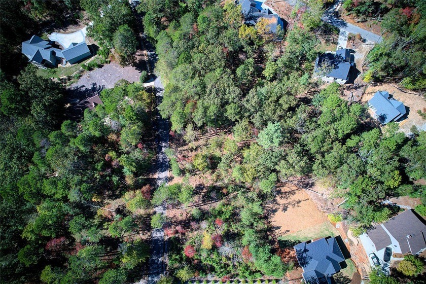 Nestled in the serene Keowee Bay subdivision, this exceptional - photo 10