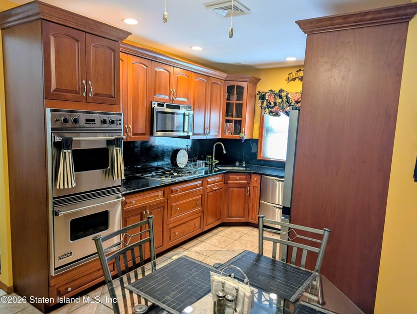 WELCOME TO 224 ST. JOHN'S AVENUE, A BEAUTIFULLY RENOVATED - photo 9