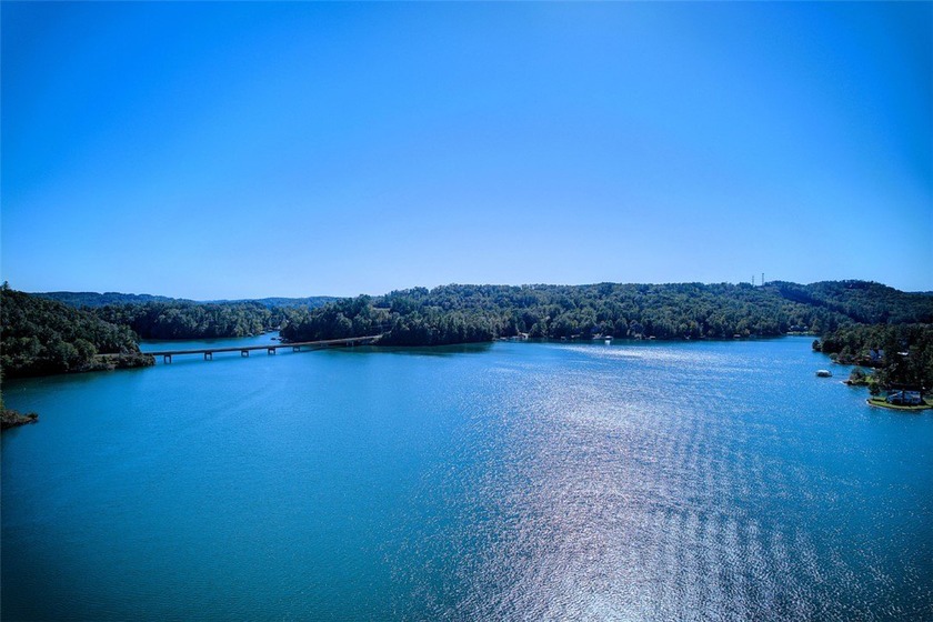 Nestled in the serene Keowee Bay subdivision, this exceptional - photo 42