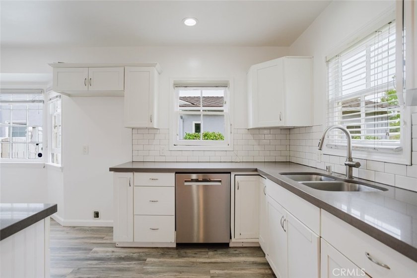 Charming single-story home offering approximately 1,957 square - photo 14