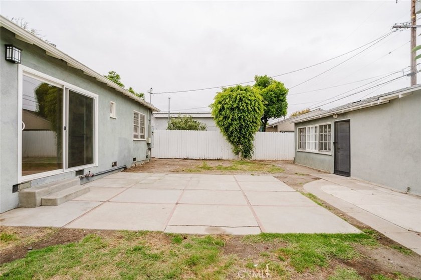 Charming single-story home offering approximately 1,957 square - photo 40