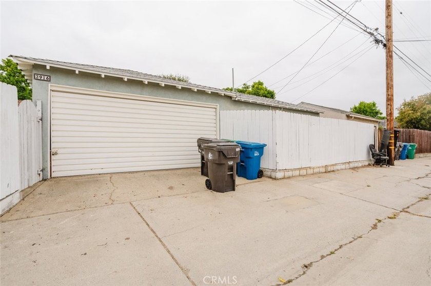 Charming single-story home offering approximately 1,957 square - photo 41