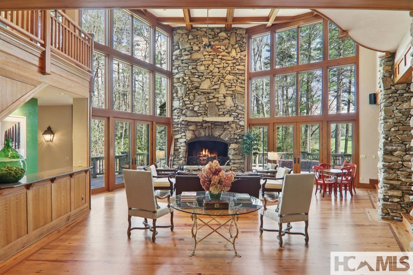 Discover a remarkable residence that embodies timeless mountain - photo 8