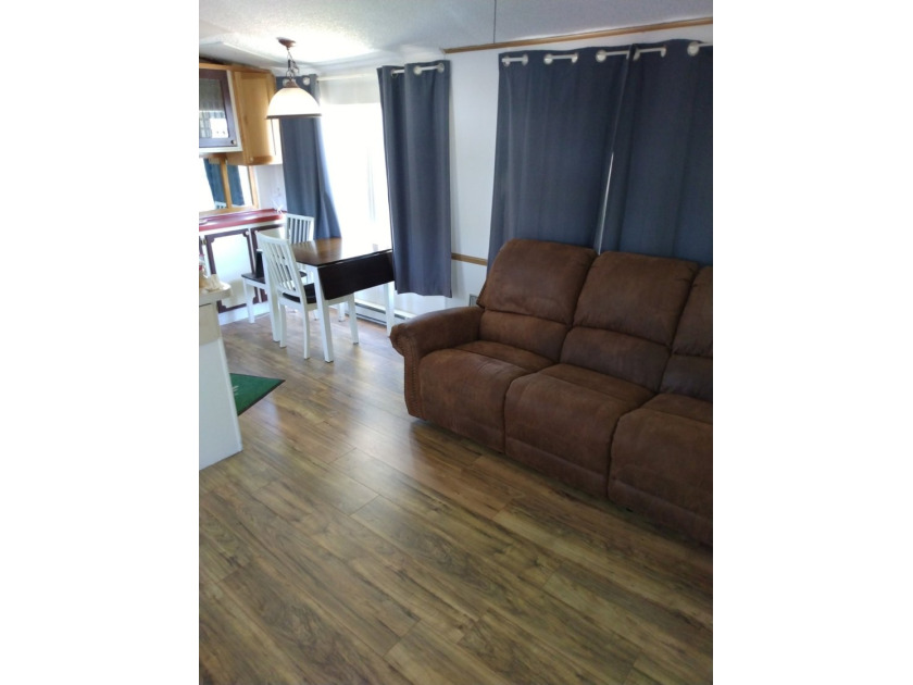 This cozy, fully furnished 1-bedroom, 1-bathroom home is the - photo 4
