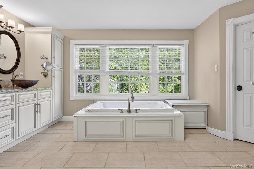 Step into a truly extraordinary 7,400 sq ft majestic Colonial - photo 29