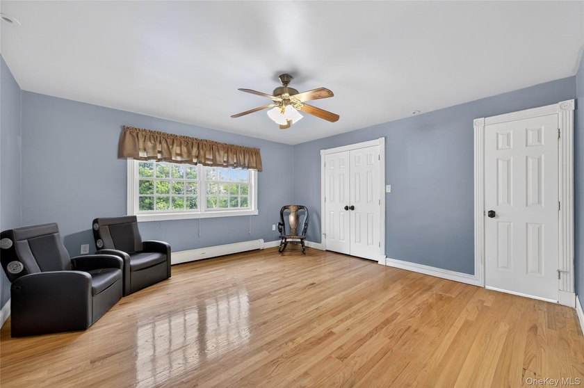 Step into a truly extraordinary 7,400 sq ft majestic Colonial - photo 33