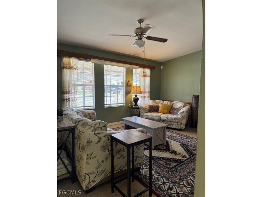 MOTIVATED SELLERS! Experience the perfect opportunity to own a - photo 4
