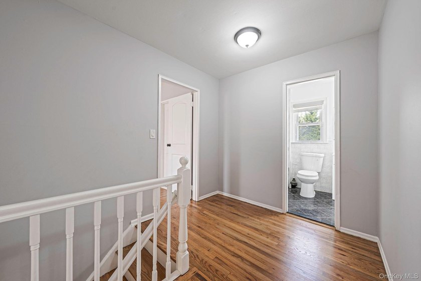 Welcome to this stunning Colonial nestled in the heart of - photo 13