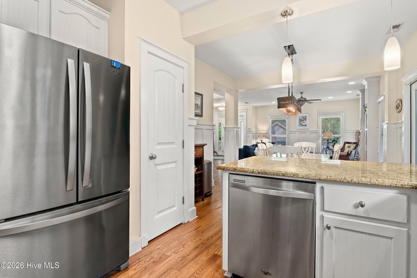 Discover this charming, well-kept secret nestled right in the - photo 15