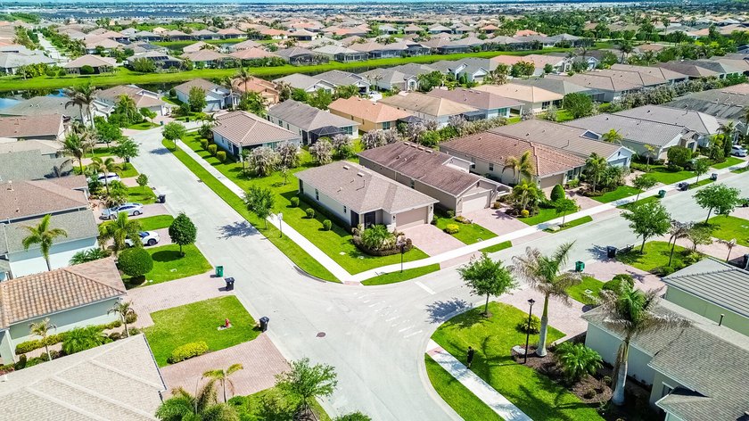 Experience the ultimate 55+ lifestyle in this elegant - photo 15