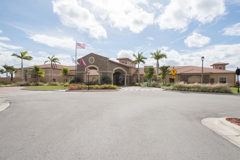 Experience the ultimate 55+ lifestyle in this elegant - photo 18