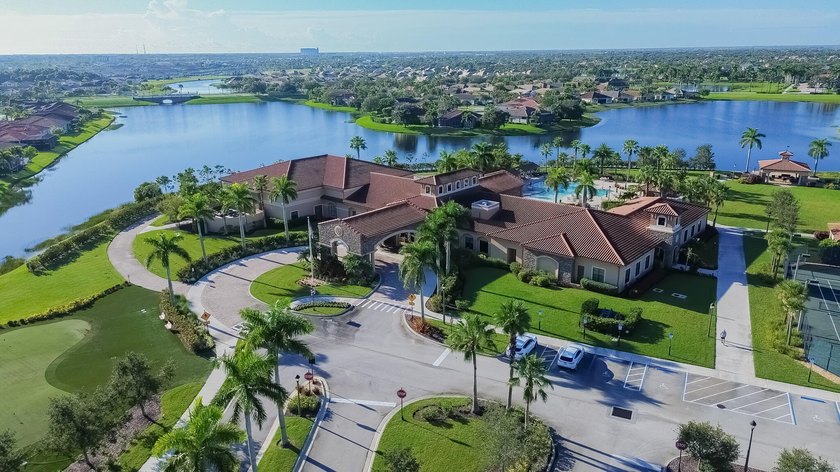 Experience the ultimate 55+ lifestyle in this elegant - photo 41