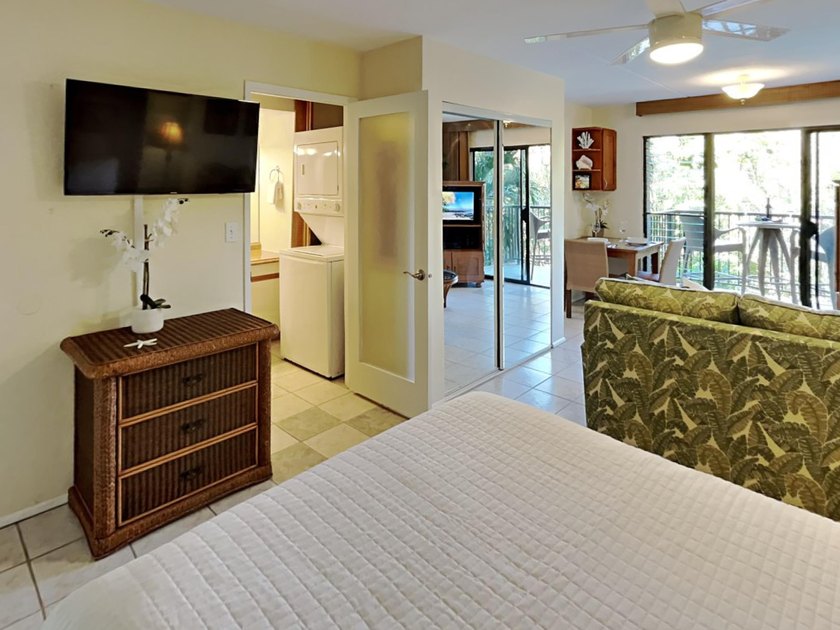 Welcome to Kihei Akahi D-101, a beautifully remodeled - photo 13