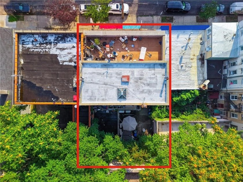 Prime Mixed-Use investment opportunity in the heart of - photo 4