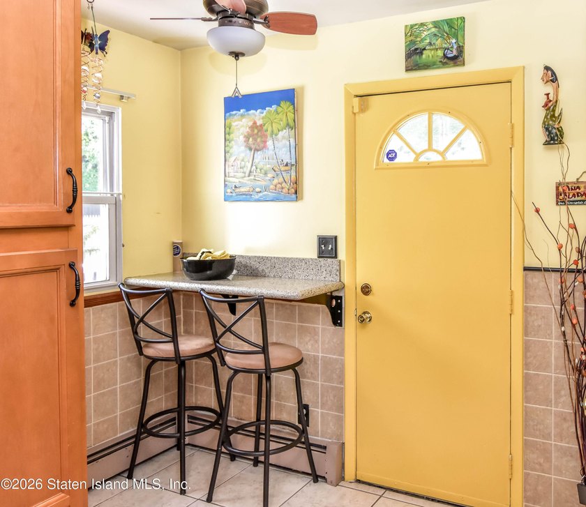 WELCOME TO 14 BEMENT AVE. LOVELY 3 BEDROOM, 2 BATH COLONIAL ALSO - photo 7