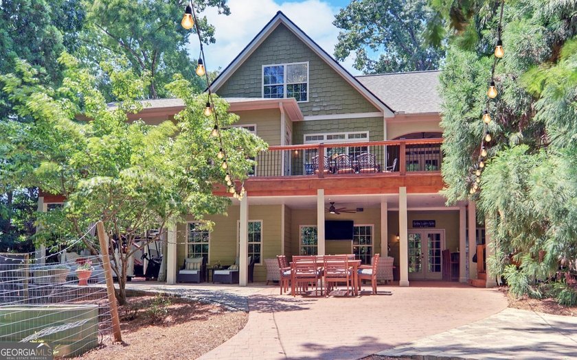 The Ultimate Lake Hartwell Luxury Retreat! Forget the standard - photo 2
