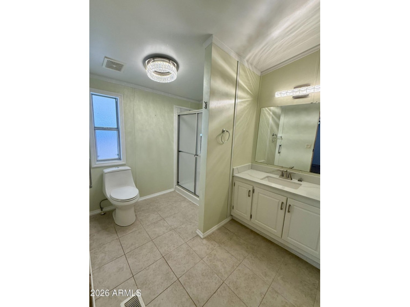 **ALL AGES with LOW lot rent** Welcome Home! Spacious corner-lot - photo 18