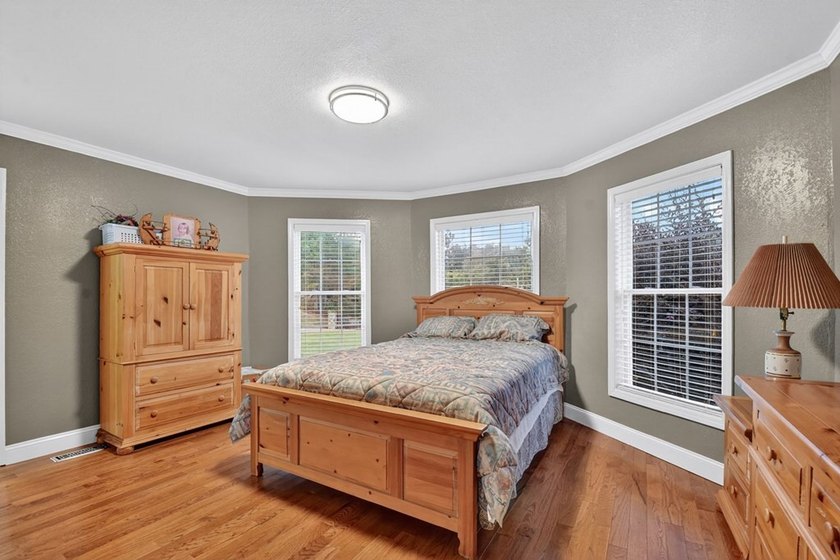 Live directly on Copper Basin Golf Course! A masterpiece home - photo 22