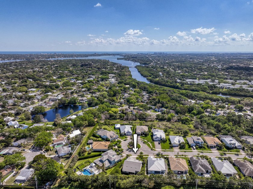 Outstanding New Price! This unique and highly sought-after - photo 31