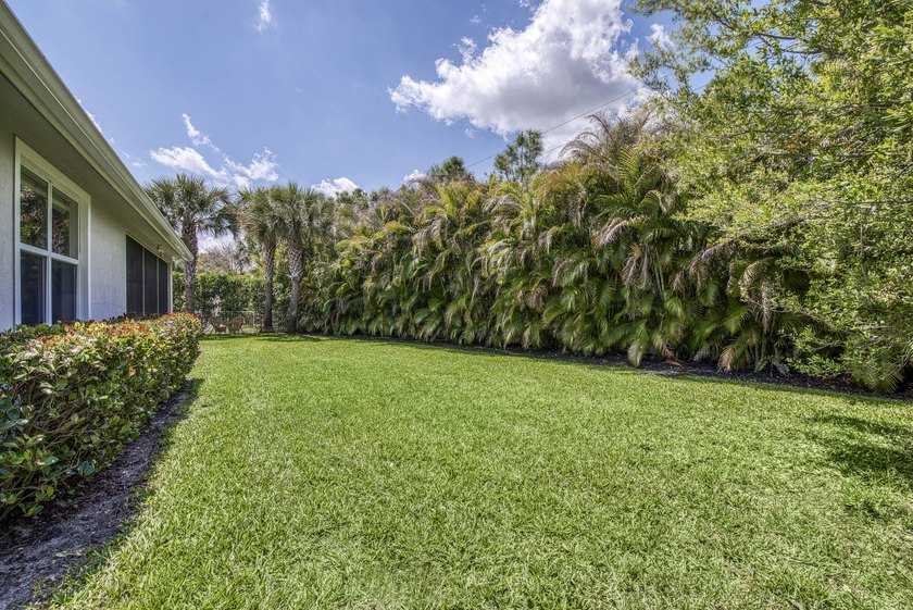Outstanding New Price! This unique and highly sought-after - photo 34