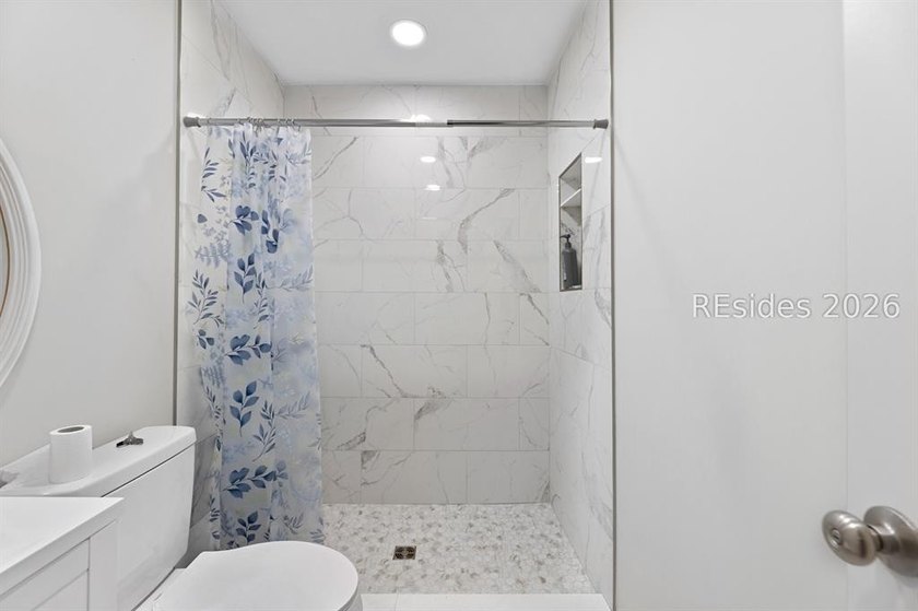 Condo in prime Hilton Head location! This 2BR, 3BA - photo 8