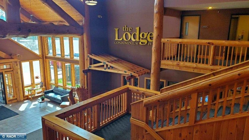 Enjoy four seasons of recreation with this fully furnished - photo 17