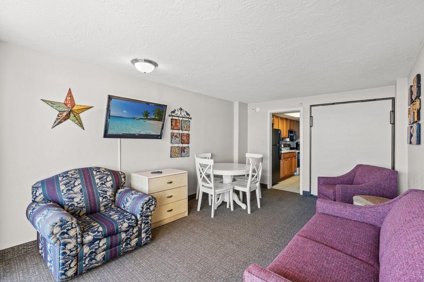 Welcome to Landmark Resort. This is a true 1 bedroom 1 bath - photo 7