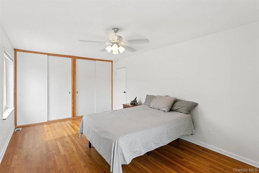 Oceanside Alhambra Condominium Updated Corner Unit 2 Br Duplex - photo 17