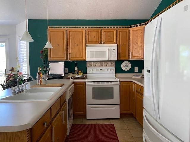 Want the Lake Life w/ all the benefits of Lake Living- - photo 7