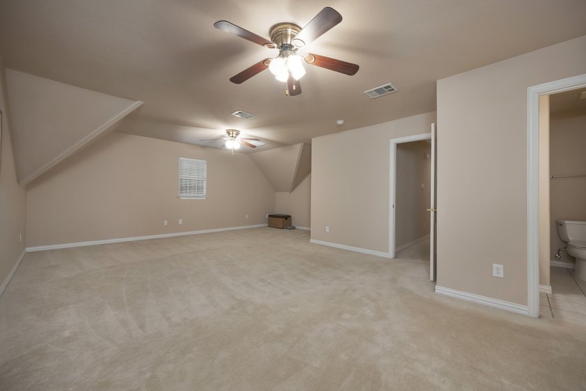 This beautifully maintained home offers a spacious and inviting - photo 26