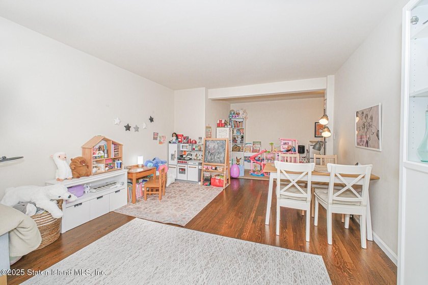 Stunning fully renovated 2-bedroom, 1-bath condo in the highly - photo 9