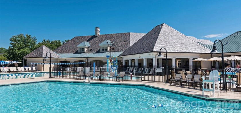 Perfectly positioned on a large, private, beautifully landscaped - photo 5