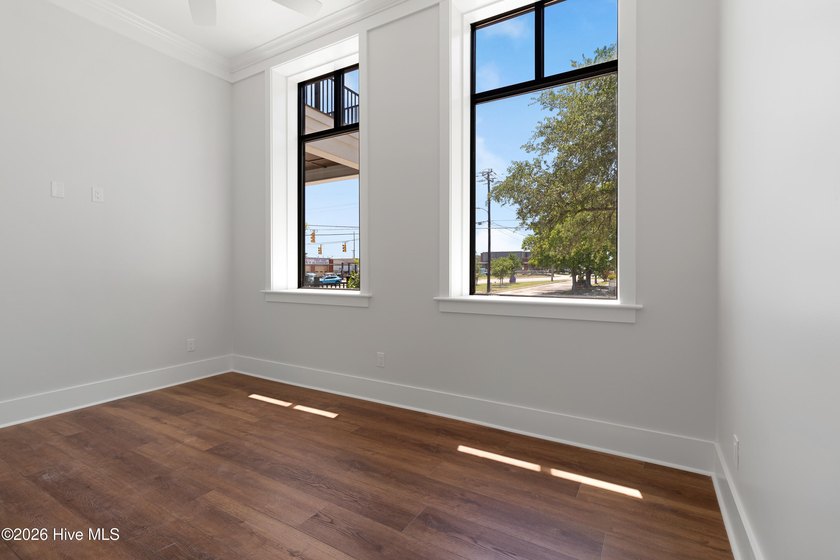 Unit 109 at 805 Mulberry presents a 2-bedroom, 2-bath residence - photo 11