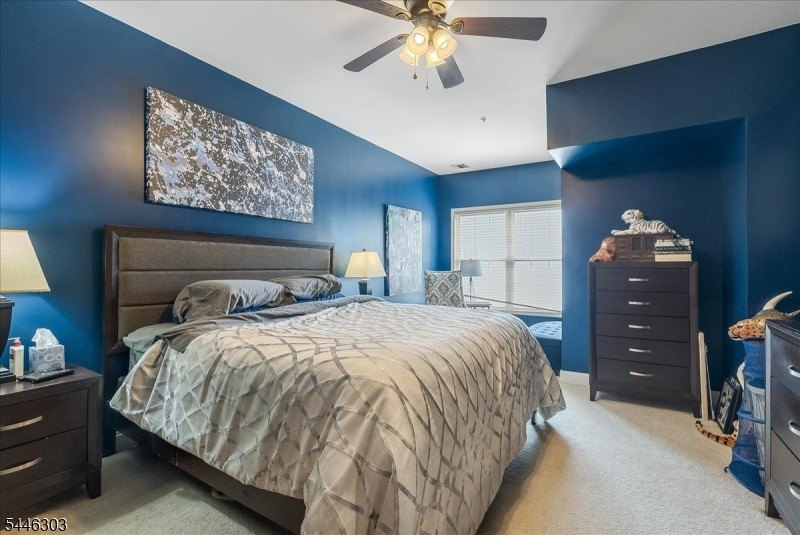 Experience refined, hassle-free living in The Royal Club at - photo 18