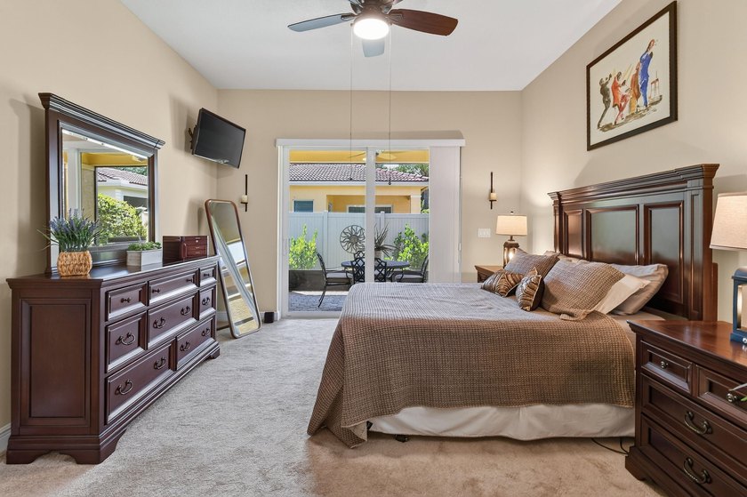 Meticulously maintained 2BR/2BA/2CG villa ideally located close - photo 28