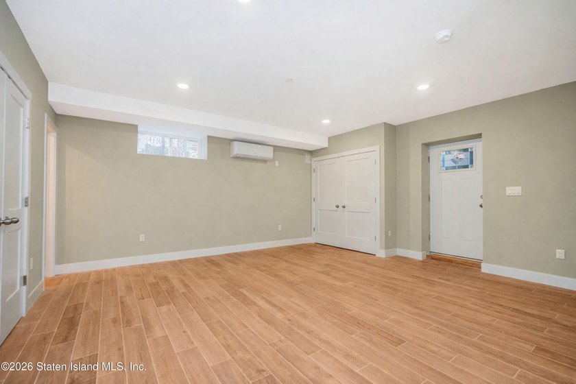 NEW CONSTRUCTION 6-OVER-6 Located in the desirable section of - photo 7