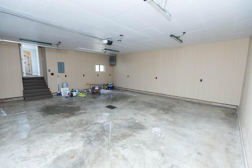 Welcome to 828 Terrace View Drive in Apple Valley. This - photo 57
