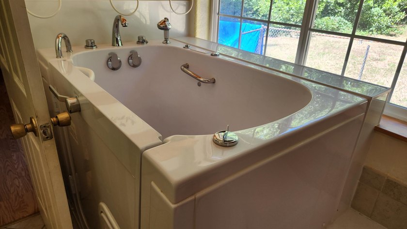 Private Hiouchi home near the Smith River and Redwoods. Escape - photo 27