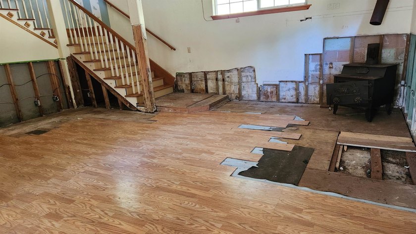 Private Hiouchi home near the Smith River and Redwoods. Escape - photo 36