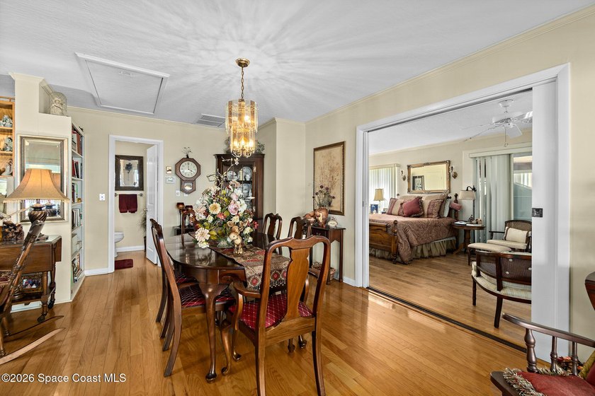 Very unique home with waterfront on 3 sides. Price reduced 400k - photo 38