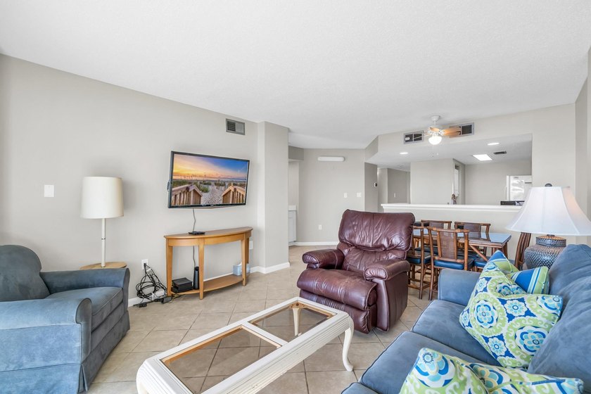 Oceanfront two-bedroom, two-bathroom condo with direct Atlantic - photo 8