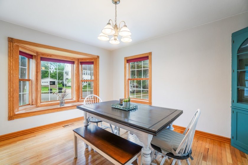 Charming 3-Bedroom, 2.5-Bath Home in Menomonie with Stylish - photo 8