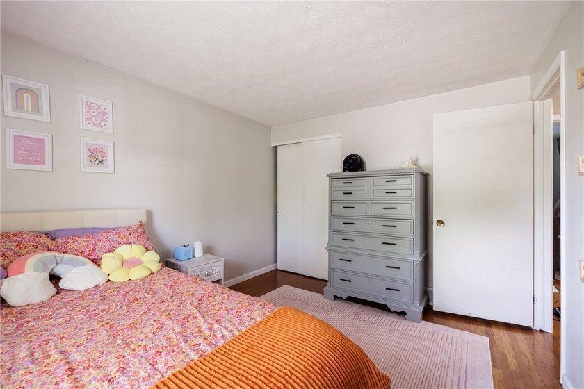 Welcome home to this beautifully updated split-level in the - photo 17