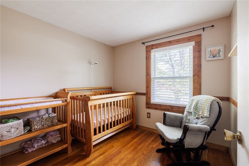 Welcome home to this beautifully updated split-level in the - photo 18
