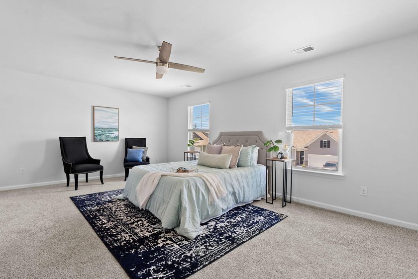 Welcome home to this beautifully maintained property offering - photo 20