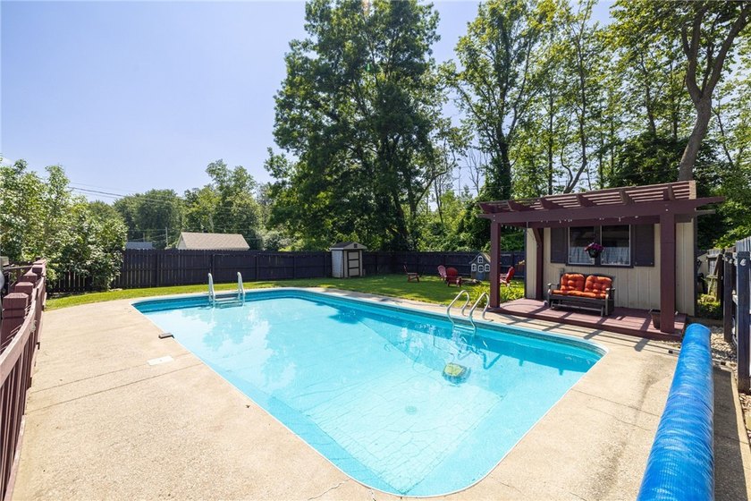 Welcome home to this beautifully updated split-level in the - photo 28