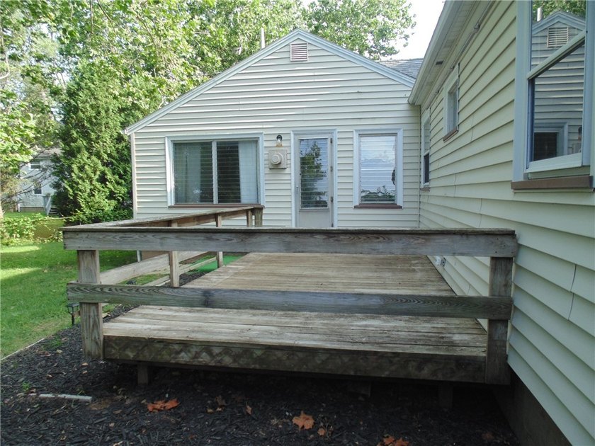 Move right into this well-maintained 4-bedroom Cape Cod in the - photo 16